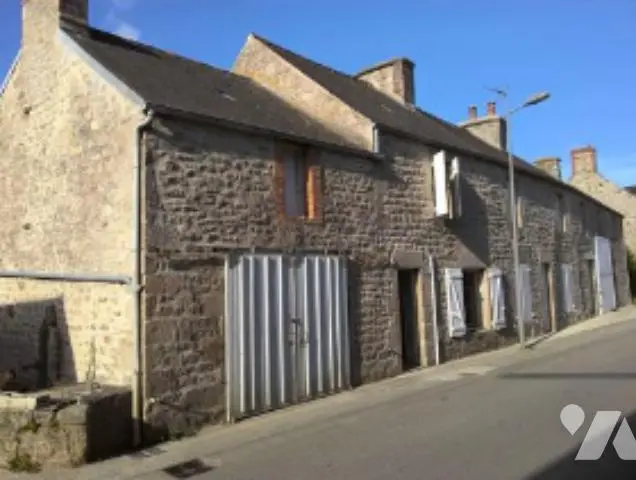 Photo du bien : Maison 50 m² à Réville (50) – vente chez le notaire le 27 novembre 2026
