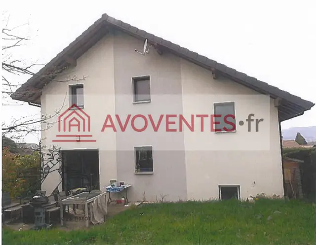 Maison à Loisin