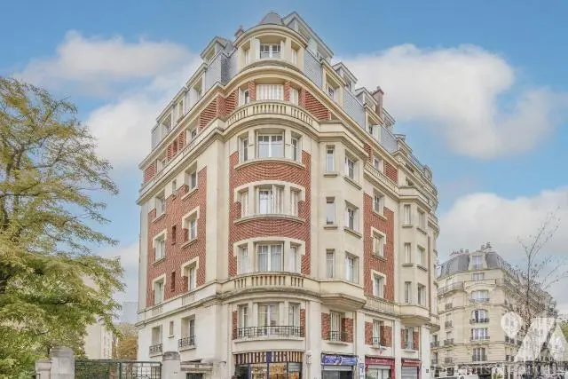 Appartement à Paris 18e Arrondissement