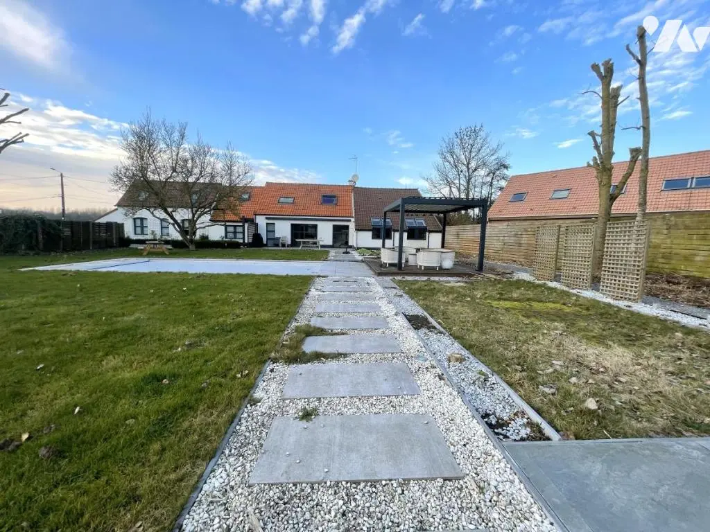Photo du bien : Maison 208 m² à Tilloy-lez-Marchiennes (59) – vente chez le notaire le 4 décembre 2026
