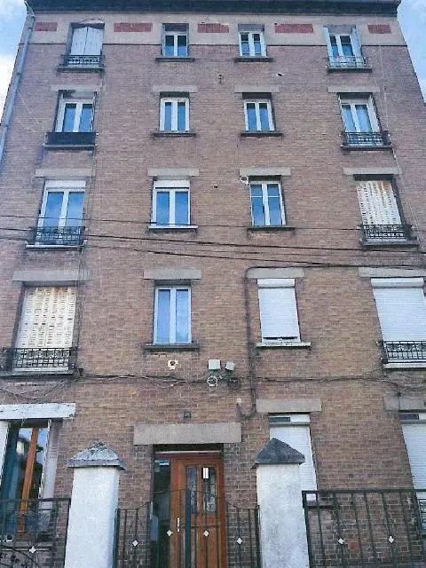Photo du bien : Appartement 32 m² à Villeneuve-le-Roi (94) – vente au tribunal le 26 novembre 2026