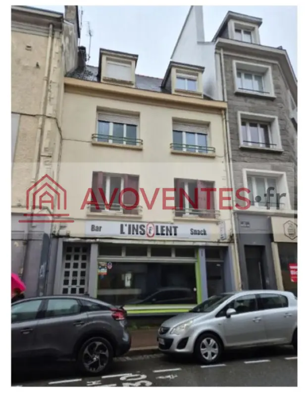 Photo du bien : Local commercial 63 m² à Lorient (56) – vente aux enchères le 14 décembre 2026