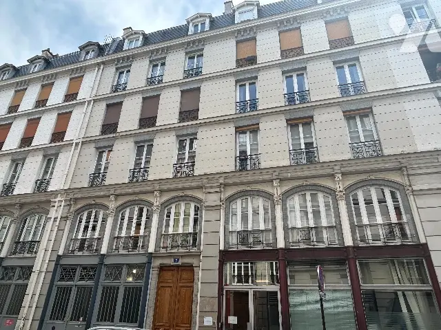 Local commercial à Paris 11e Arrondissement