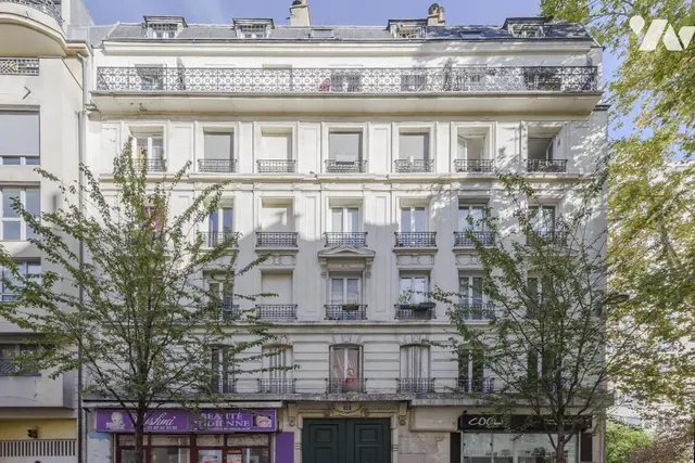 Appartement à Paris 18e Arrondissement