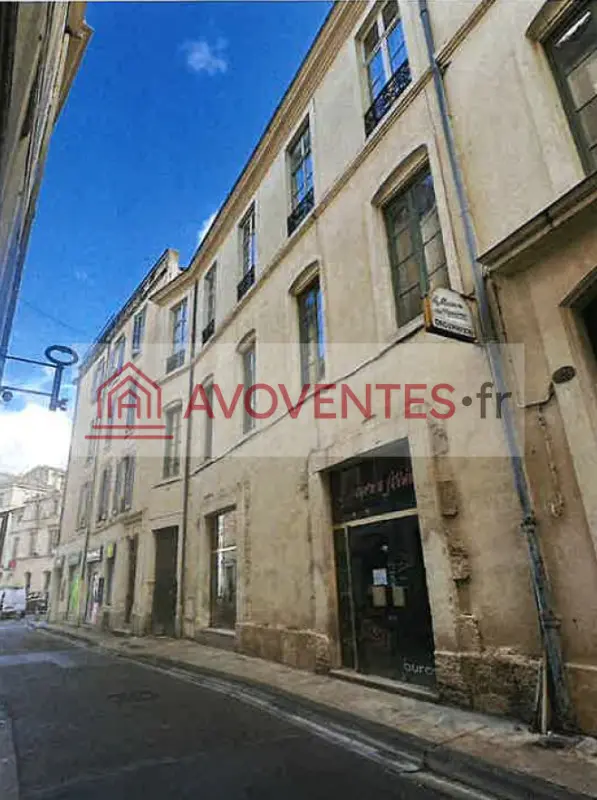 Local commercial à Nîmes