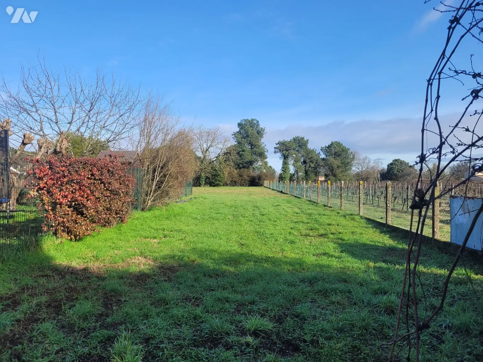 Photo du bien : Terrain 1 588 m² à Ambarès-et-Lagrave (33) – vente chez le notaire le 25 novembre 2026